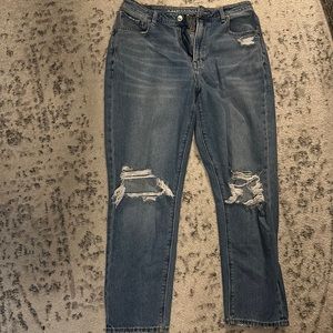 American Eagle Mom Jeans